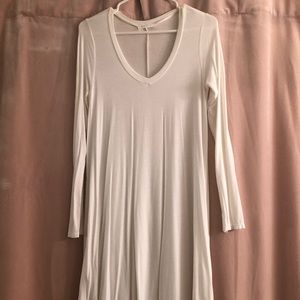 White Stretchy Long Sleeve Dress